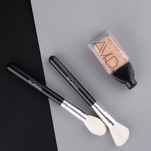 Professional angled contour and round highlight makeup brush set with silver ferrules