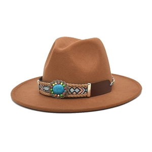 Cappello fedora in lana marrone scuro con fascia etnica e pietra turchese