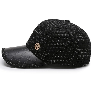 Black tweed baseball cap with gold R logo and leather brim for women