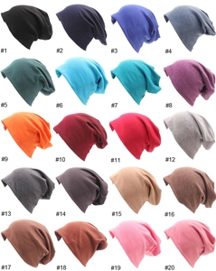 Selezione di 20 colori vivaci per berretti in maglia unisex e zuccotti in cotone casual