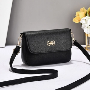 Sac À Épaule Femme Cuir PU Grain Lychee Boucle Papillon Bandoulière Petit Carré Sac À Main Mode