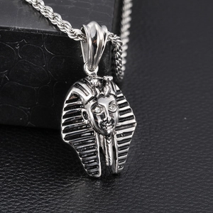 Silver Egyptian Pharaoh pendant necklace in stainless steel with a twisted chain link