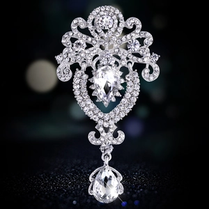 Vintage Alloy Rhinestone Crown Brooch For Women Luxurious Teardrop Pendant Corsage Clothing Accessories Fashion Jewelry Pins