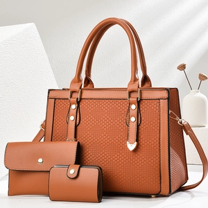 Ensemble de 3 sacs à main marron en similicuir avec texture tressée et détails dorés