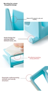 Dettaglio del rack a parete in PP blu con adesivo 3M e ganci per utensili da cucina