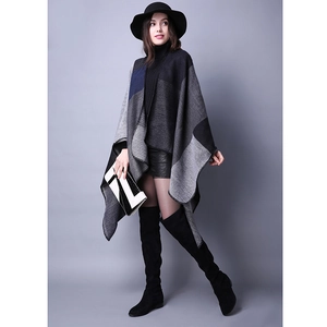 Women's color block knit poncho wrap in grey and black geometric pattern shawl