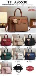 Detailed size chart for retro woven shoulder bag with dimensions 30x10x23cm and multi-colors