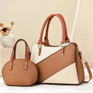 Modisches Shopper-Set in Kontrastfarben mit Webstruktur und Leder-Schultergurt