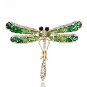 Exquisite gold-plated dragonfly brooch with green enamel and sparkling rhinestones for suits.