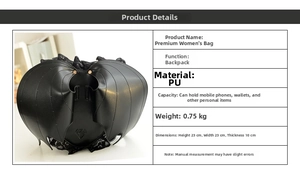 Detailansicht eines schwarzen Fledermaus-Rucksacks mit Maßen 23x23x10cm und Spitze