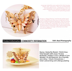 Detailed size specifications for the sparkling rhinestone butterfly keychain pendant