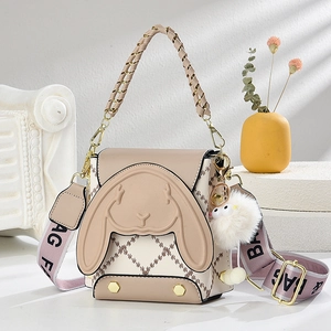 Sac Bandoulière Avec Oreilles De Lapin Et Motif Losanges En Cuir PU Sac À Main Doux Pour Femme Avec Bandoulière Large