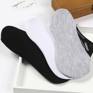 Men Invisible Boat Socks No Show Low Cut Anti-Slip Silicone Heel Breathable Nylon Cotton Blend Solid Color Casual Socks