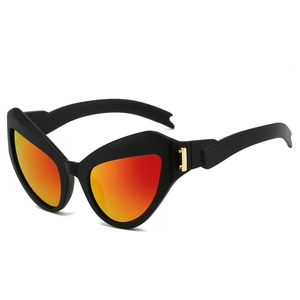 Lunettes de soleil de cyclisme oeil-de-chat avec monture noire mate et verres dégradés orange
