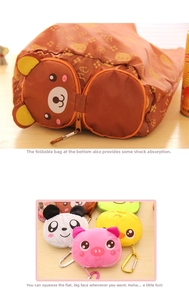 Detail of foldable animal shopping bag showing zipper closure and portable carabiner hook