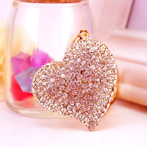 Porte-clés cœur en strass blancs scintillants avec métal doré pour accessoire de sac à main