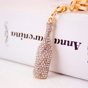 Luxe Or Alliage de Zinc Strass Bouteille de Vin Porte-clés Mode Scintillant Cristal Bouteille de Bière Sac Pendentif Bijoux Pour Femmes