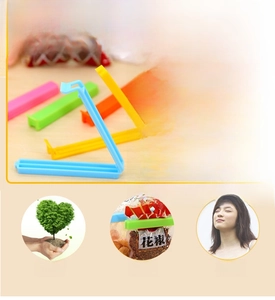 Detail showing PP material food sealing clips with snap-lock design in multiple colors