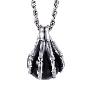 Gotik Totenkopf Hand Schwarze Kugel Anhänger Edelstahl Harz Punk Rock Vintage Schmuck Für Männer