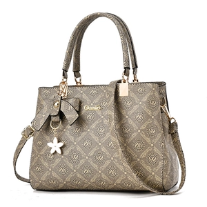 Sac À Main Monogramme Rétro Sac Fourre-Tout En Cuir PU Avec Pendentif Nœud Charme Fleur Pour Femmes Élégant Bandoulière