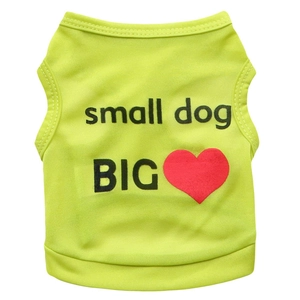 Détail du gilet vert néon pour animaux avec texte Small Dog Big et icône cœur rouge