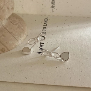 French vintage 925 silver bow stud earrings with white mother-of-pearl heart pendant