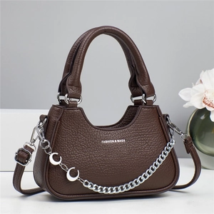 Fashion Lychee Texture PU Leather Shoulder Bag With Moon Charm Silver Chain Crossbody Handbag For Women Minimalist