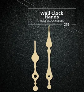 Detalle de manecillas doradas vintage para reloj de pared modelo 251 sobre gris