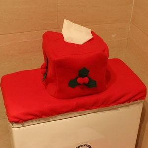 Christmas Santa toilet seat cover set with red tissue box and water tank decoration