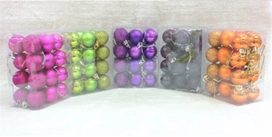Detail of 3cm Christmas ball sets in pink, green, purple, blue, and orange PVC gift boxes