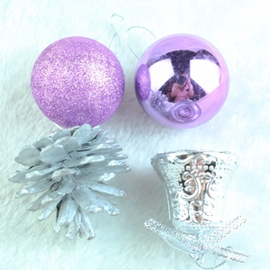 20pcs purple Christmas tree ornaments set with glitter balls and silver pine cones