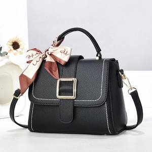 Piccola Borsa A Mano Quadrata Da Donna In Pelle PU Borsa A Tracolla Con Fibbia Dorata E Decorazione Con Foulard Di Raso