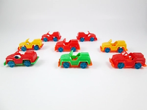 Set of 8 mini plastic toy jeeps in red, yellow, and green colors for kids party favors