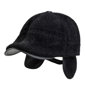 Berretto invernale da uomo in peluche nero con paraorecchie e visiera in pelle