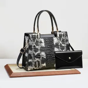 Détails de l'ensemble sac à main motif crocodile avec dimensions et choix de couleurs