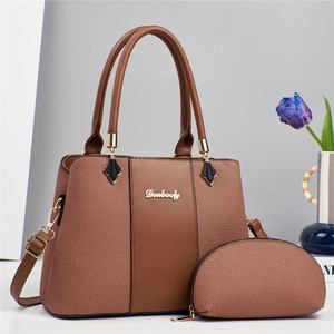 Ensemble sac à main pour femme en similicuir marron avec pochette et détails tressés