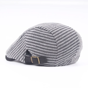 Béret classique à rayures grises pour hommes avec boucle métallique réglable au dos