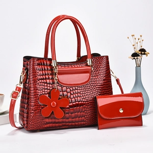 Red crocodile pattern patent leather handbag set with two pieces and flower charm