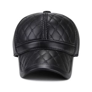 Casquette de baseball en cuir noir pour homme avec surpiqûres losanges et visière courbée
