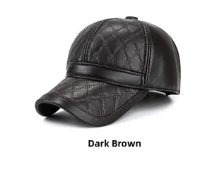 Gros plan détaillé des coutures matelassées marron foncé sur la casquette d'hiver homme