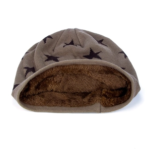 Winter warm knitted beanie with fleece lining and star pattern in khaki brown