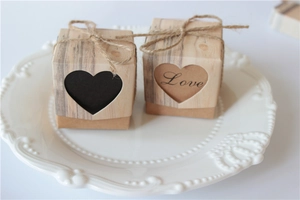 Retro kraft paper favor boxes with heart cutout, wood grain texture and jute twine