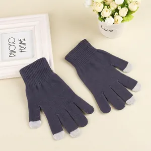 Guanti in maglia invernale blu scuro con funzione touch screen e punte delle dita grigie