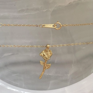Elegant 925 sterling silver rose flower necklace with 18k gold plating for women