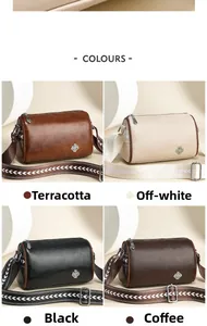 Detailansicht vier farbiger Mini-Zylindertaschen mit Webgurten und Blütenlogo