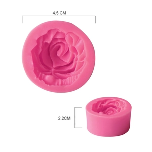 Detail view of pink 3D rose silicone mold showing petal texture and 4.5cm diameter size