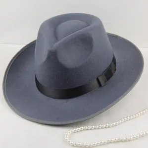 Chapeau fedora classique en feutre de laine gris avec ruban satin noir et bord large