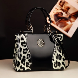 Women Leopard Print Patent Leather Handbag Gold Metal Plate Decor Trendy Shoulder Crossbody Bag Korean Style