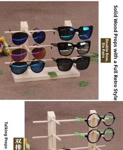 Double-row solid wood display stand for 6 pairs of sunglasses and eyeglasses