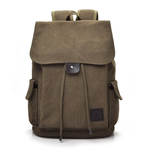 Klassischer armee-grüner Segeltuchrucksack mit Kordelzug im Vintage-Arbeitskleidung-Stil